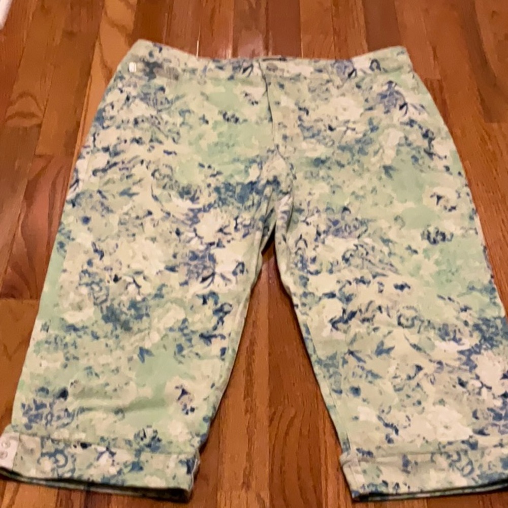 Bandolino~Mandie Capri~Nice ! 💚💙